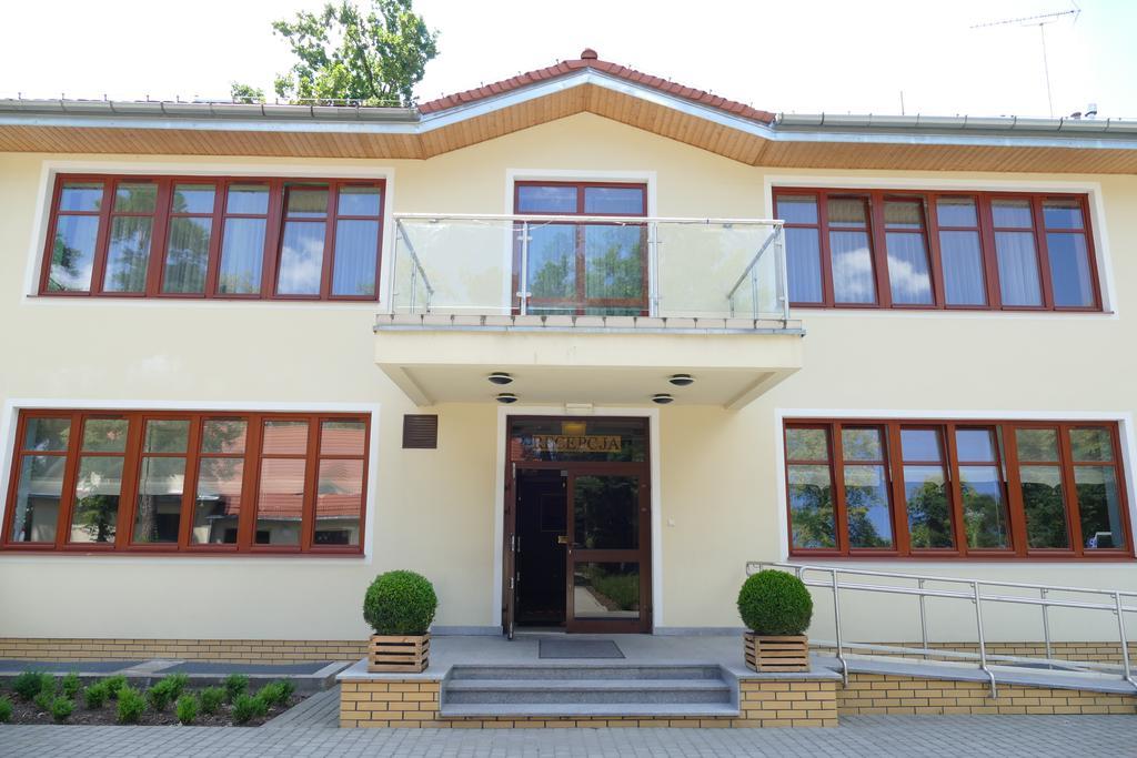 Ckm Centrum Konferencyjne Mazowsze Отребуси